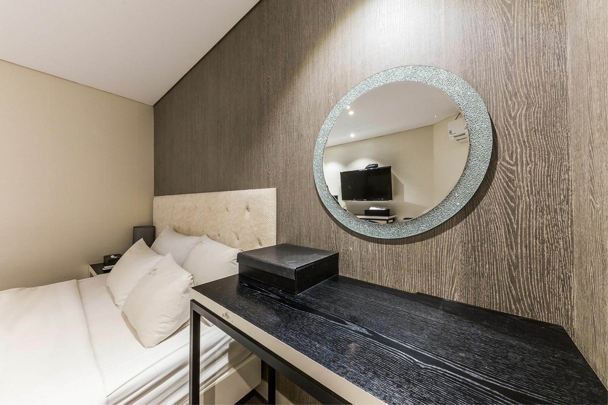 סיאול Cheonho Hotel The Blue מראה חיצוני תמונה
