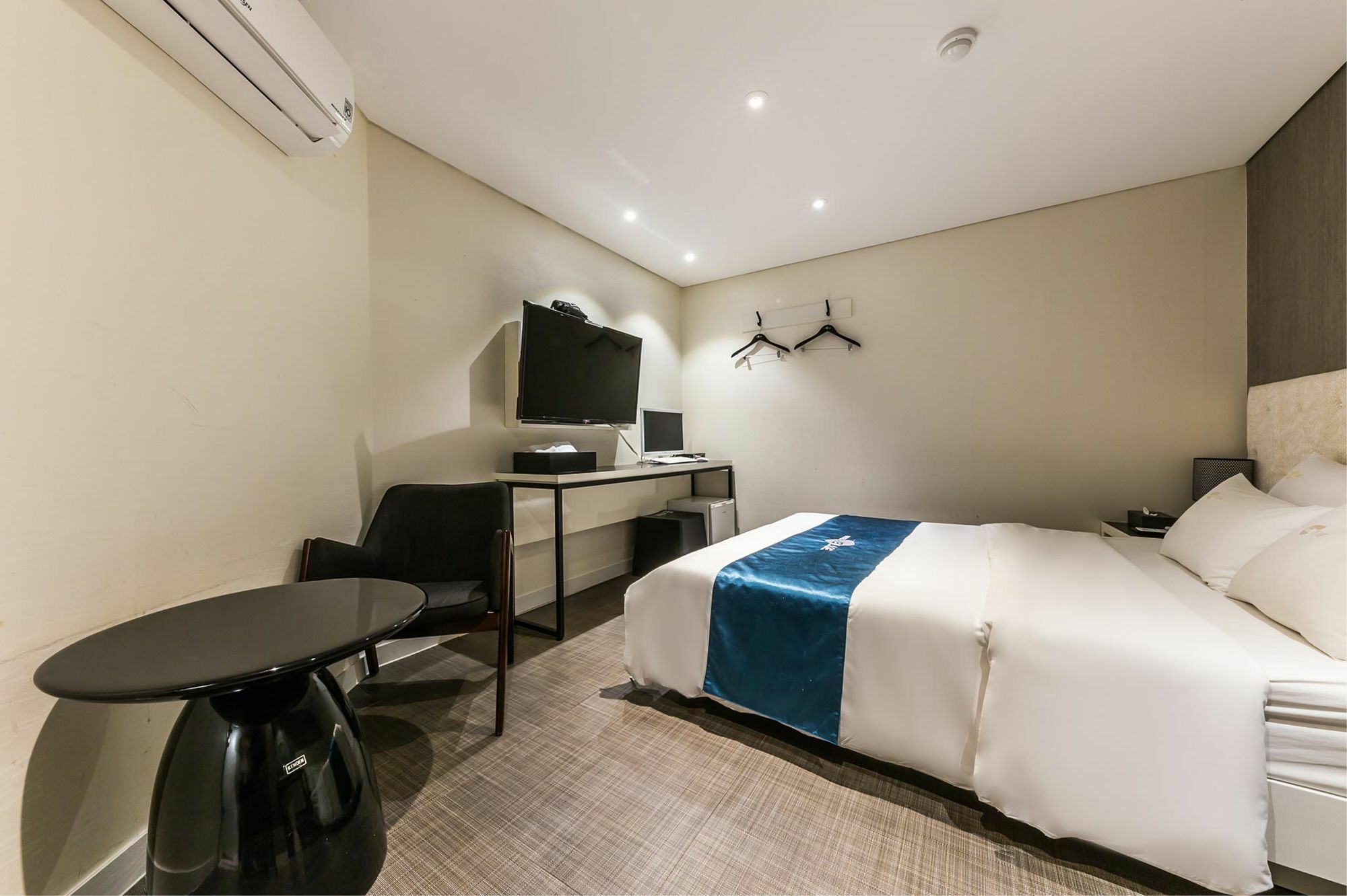 סיאול Cheonho Hotel The Blue מראה חיצוני תמונה