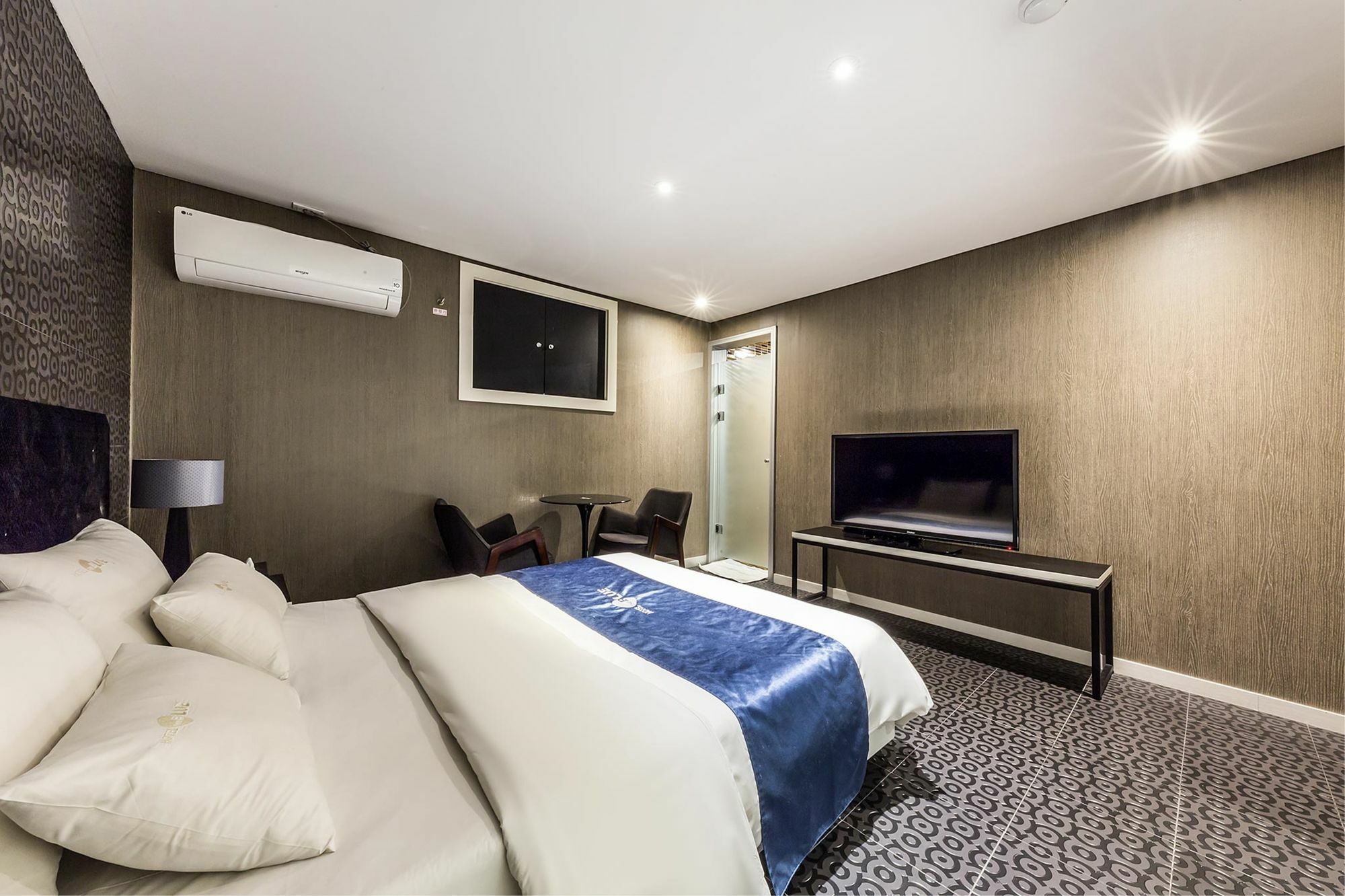 סיאול Cheonho Hotel The Blue מראה חיצוני תמונה